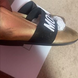 Gold Moschino toddler girl shoes , beautiful shoes , size 28